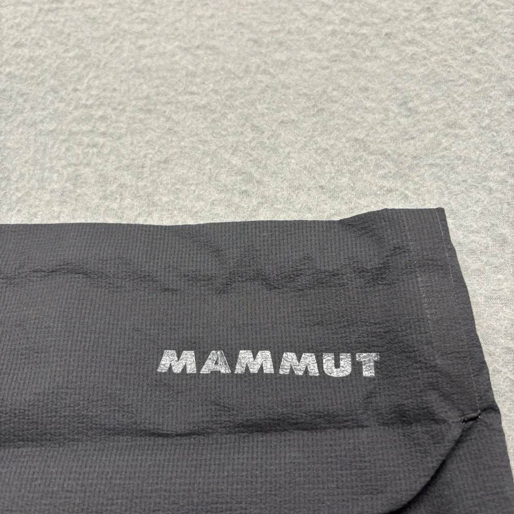 NEW Mammut THE Shorts Mens 46 Ultra Lightweight Black Outdoor Athletic 35x8